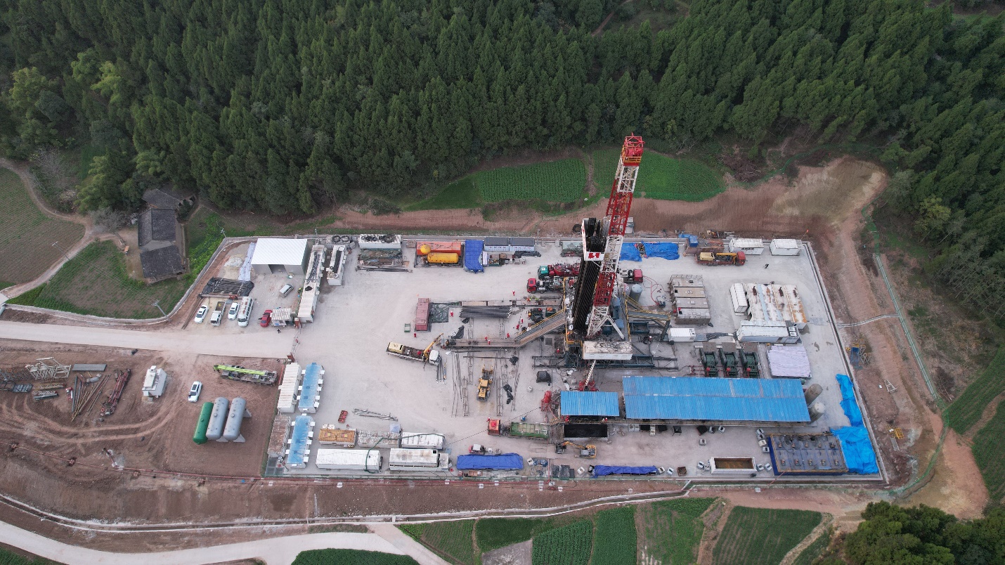 1703843185485175.jpg 洛克石油八角场气田全年产量创新高,同比增长超50%.jpg