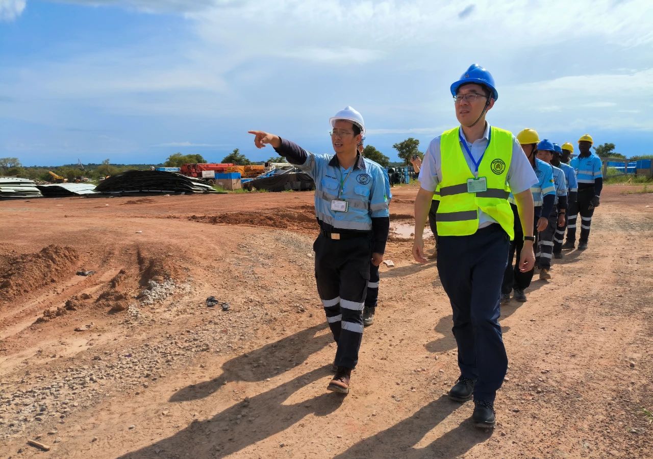 每日经济新闻：国投证券给予海南矿业增持评级，油气铁矿基本盘稳健，锂资源端投产在即